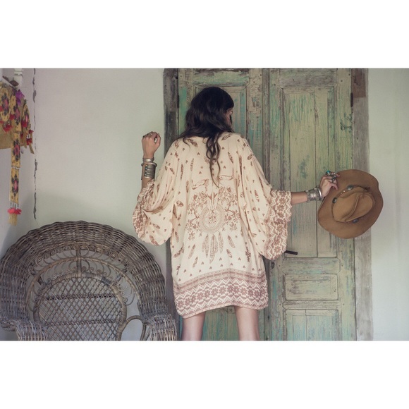 Spell and The Gypsy Skull Tribe Kimono - Picture 2 of 4